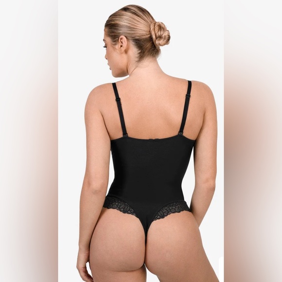 NWT Popilush Deep V Neck Lace Thong Bodysuit XL - Picture 3 of 10